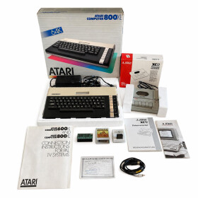 Atari 800XL in OVP